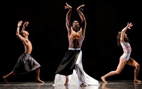 Complexions Contemporary Ballet At Joyce Theater Review The New