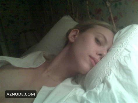 Scarlett Johansson Having Sexy Time In Bed Aznude