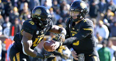 Rapid Reaction Mizzou Clinches Bowl Eligibility Behind Key Plays By Defense