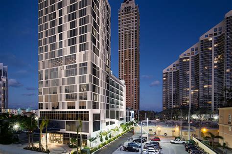 Kobi Karp Designed Residence Inn Miami Sunny Isles Beach Opens In Sunny