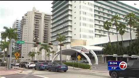 Controversy Rises Over Plans To Demolish Iconic Miami Beach Hotel Wsvn 7news Miami News