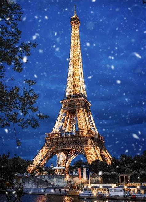 Winter In Paris Paris Tour Eiffel Paris France Photos Eiffel Tower