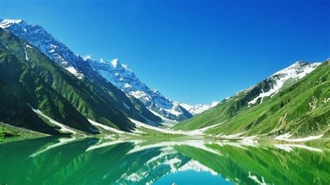 20 Beautiful Nature Wallpapers Of Pakistan Cool Places To Visit Places To Visit Lake