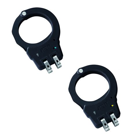 There are three main types of contemporary metal handcuffs: ASP Aluminum Hinge Ultra Cuffs are the latest design ...