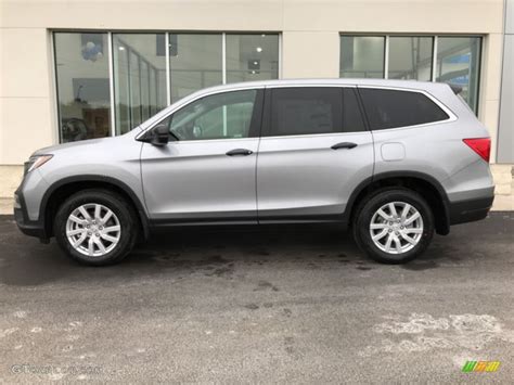 Lunar Silver Metallic 2019 Honda Pilot Lx Awd Exterior Photo 131472297