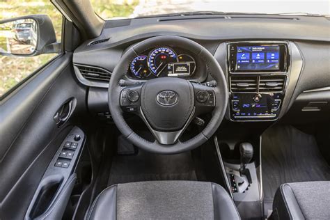 Toyota Yaris Xs 2023 Veja Fotos Exclusivas Do Hatch Notícias Bol
