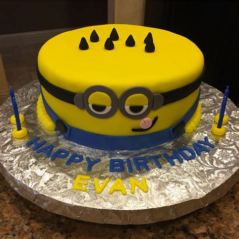 Minion Birthday Cake Minion Party Kevin The Minion Birthday Cake