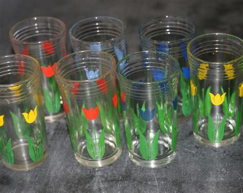 Set Of Vintage Tulip Juice Glasses Vintage Flower Glasses Etsy