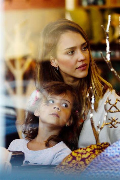 Jessica Alba Enjoys A Mommy Daughter Day With Honor Jessica Alba