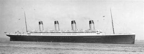 Ocean Liners — Rms Olympic At The Floating Dry Dock Rms Titanic