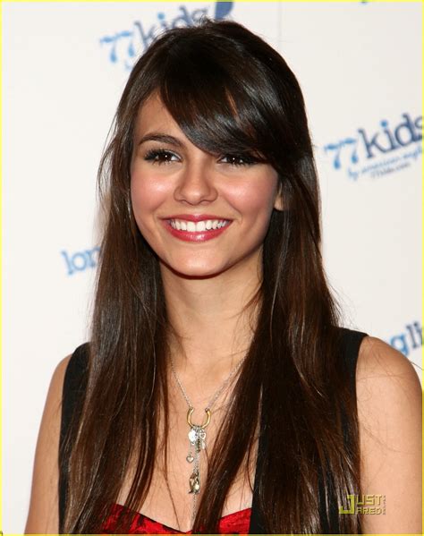 Victoria Justice Is Roxy Red Photo Photo Gallery Just Jared Jr