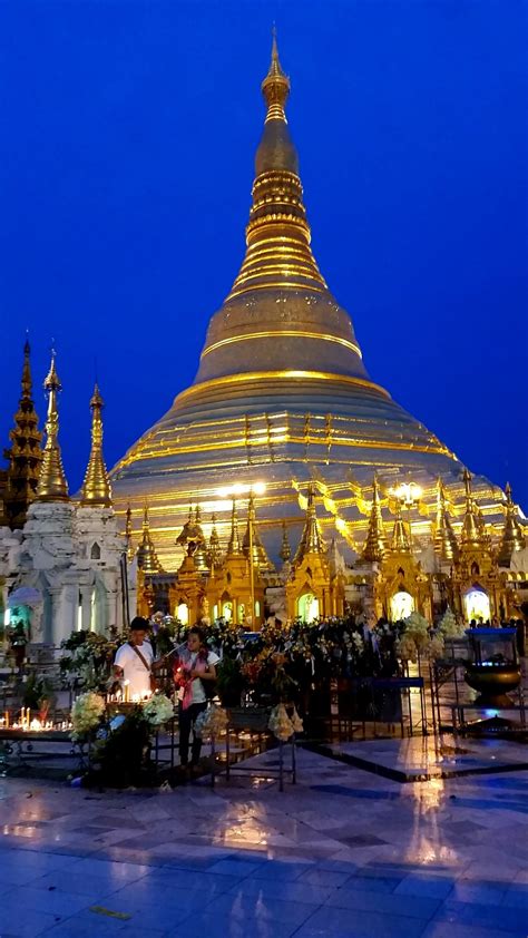 Myanmar Peaceful Pagodas In Former Burma The Travelling Ape