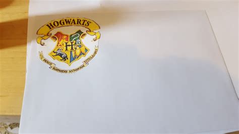 Briefumschlag hogwarts drucken / kaufen sie dieses angebot für neun (9!) zufällige gedruckten harry potter themen lesezeichen. Briefumschlag Hogwarts Drucken / Harry Potter Nursery Etsy ...