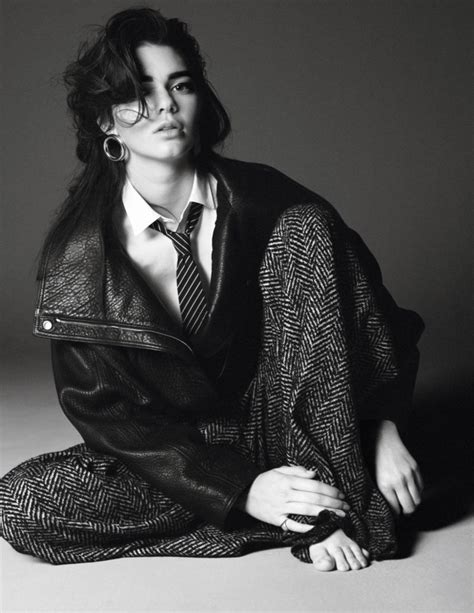 Kendall Jenner Photoshoot For Vogue Paris October 2015 • Celebmafia
