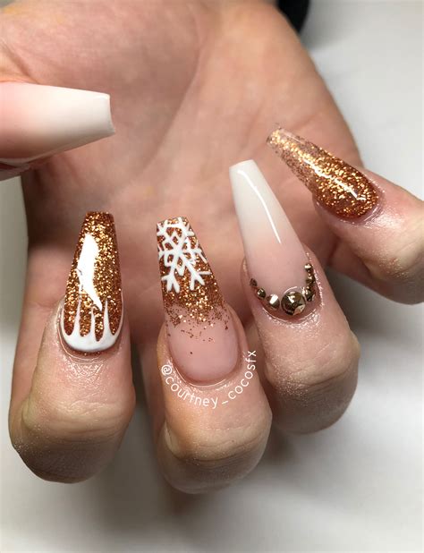 Acrylic Nails With Christmas Nail Art Snowflakes Icicle Drops Ombré