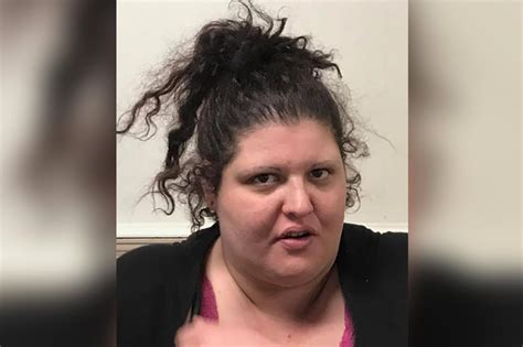 Woman Skips Moms Funeral To Steal From Her Home Cops