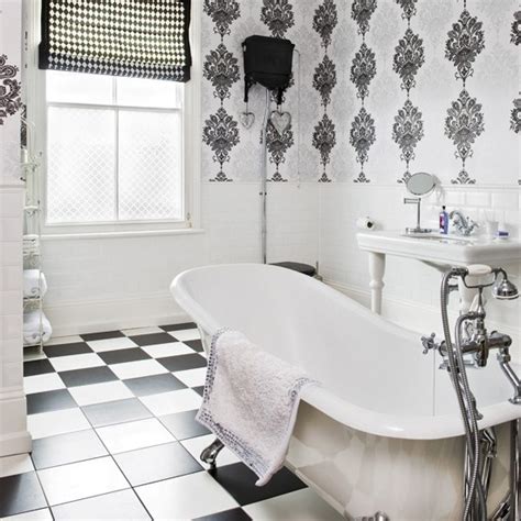 Art Deco Style Monochrome Bathroom Art Deco Decorating