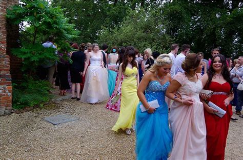 Prom Gallery The Friends Of The Hamble School