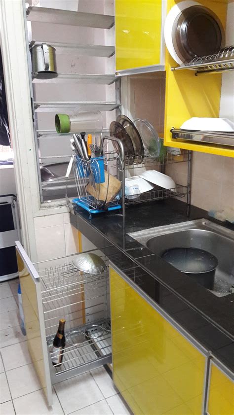 Kabinet dapur(2 biji) rm 700. kabinet dapur terus dari kilang: Kabinet dapur 3G glass kuning