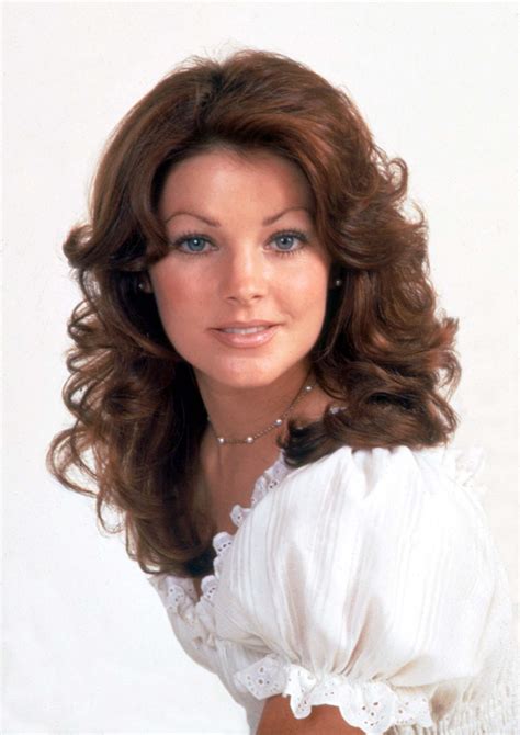 After an eight year courtship, she married him on 1 may 1967. Classify Priscilla Presley