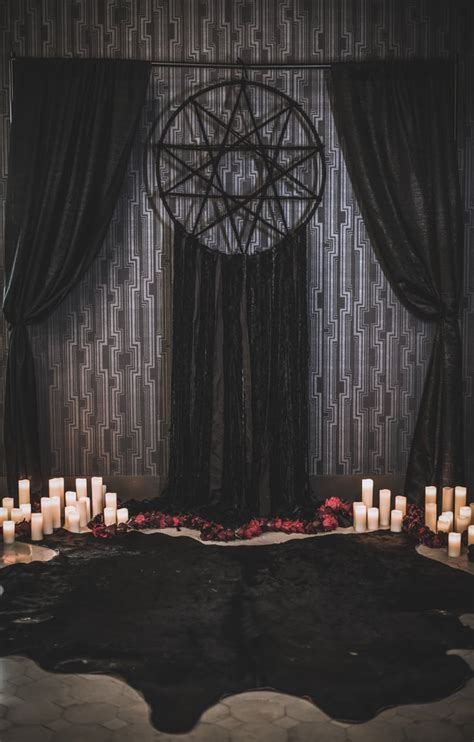 Halloween Goth Wedding Ideas Popsugar Love And Sex Photo 2