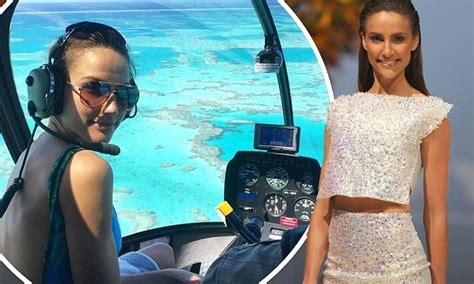 Rachael Finch In Swimsuit And Sunglasses For Helicopter Ride Over The Whitsundays Daily Mail