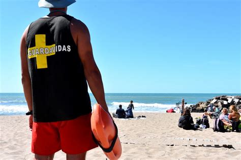 Comenzó en la ciudad el operativo de seguridad en playas con despliegue de guardavidas Diario