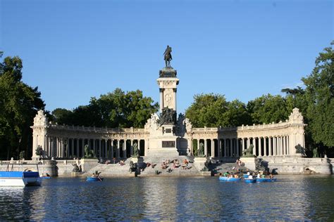 Filemonumento A Alfonso Xii El Retiro Madrid Wikipedia