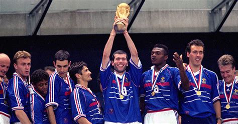 Zinedine Zidane France World Cup Trophy 98 Planet Football