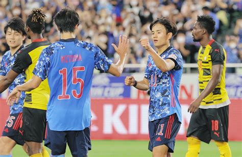 久保建英、代表初ゴール！三笘のパスを受けて左足で流し込む【サッカー日本代表】：中日スポーツ・東京中日スポーツ