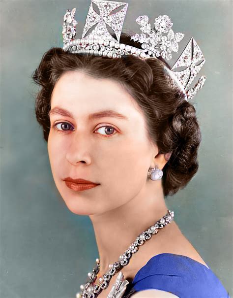 Queen Elizabeth Ii Portrait 11 X 14 Photo Print Etsy