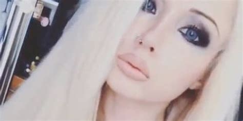 Human Barbie Valerie Lukyanova Posts A No Makeup Selfie That Shows Off A Very Different Look