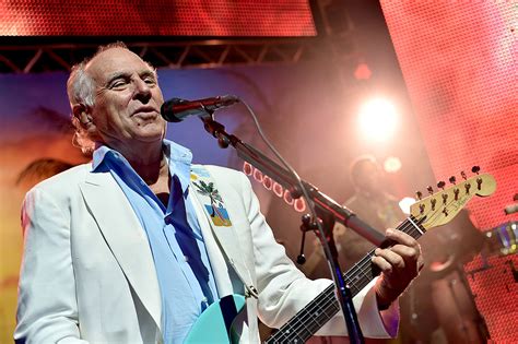 Jimmy Buffett Is Bringing His Summer Tour to South Jersey