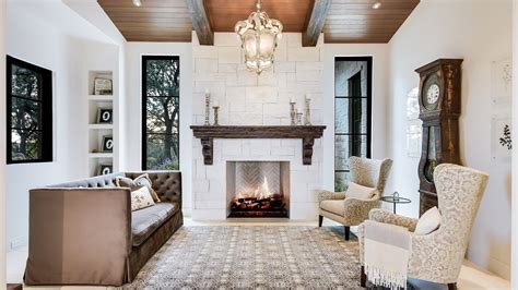 Transitional Contemporary Living Room In Austin Texas By Cornerstone