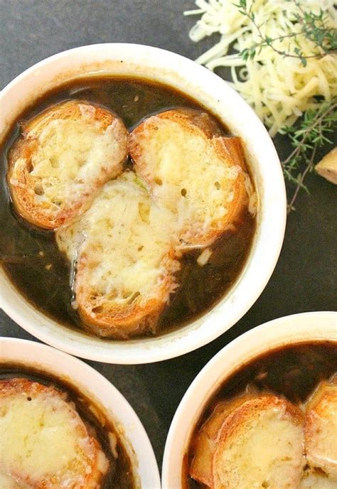 Ladle soup into casseroles, and cover top with bread slices. Best French Onion Soup Recipe - Recipes for Diabetes ...