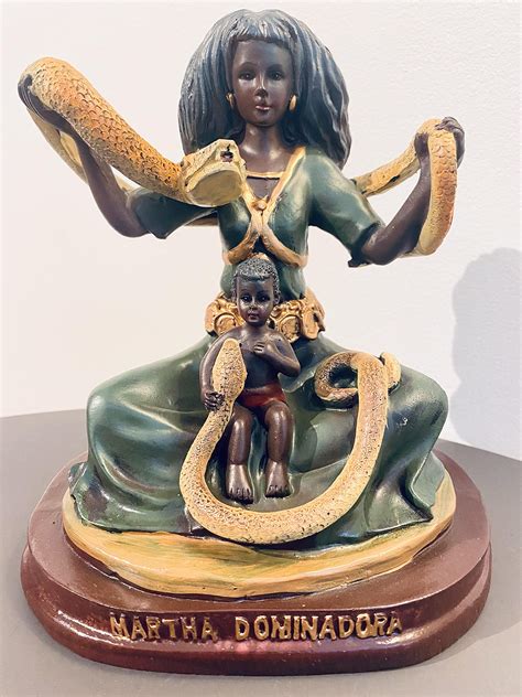 Oración a Santa Marta Dominadora: Intercesión para dominar y pacificar ※