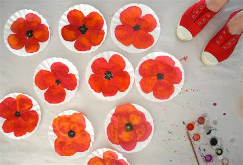 Poppy Art With Coffee Filters Poppy Art Art For Kids Crafts