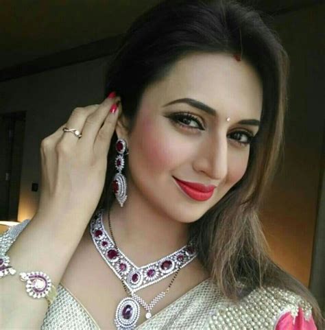 Pin By Vineet Yadav On Wedding Jewelry Beautiful Bollywood Actress Beauty Full Girl Indian