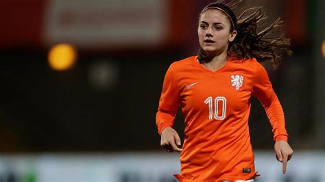 'it sparked a party atmosphere inside the fc twente stadion where vi… KNVB | Oranjevrouwen wederom te sterk voor Denemarken