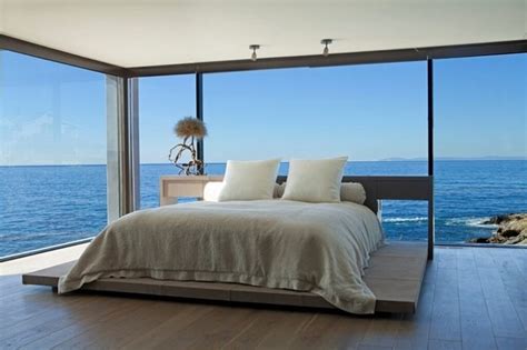 8 Incredible Awe Inspiring Bedrooms With Gorgeous Ocean Views