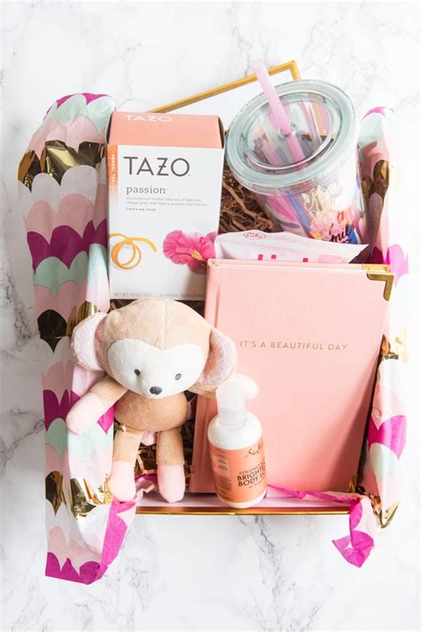 This is one of the best free mother's day gifts out there. Mother's Day Gift Boxes Three Ways - The Sweetest Occasion