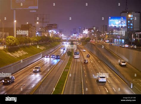 Traffic In Lima Peru Hi Res Stock Photography And Images Alamy