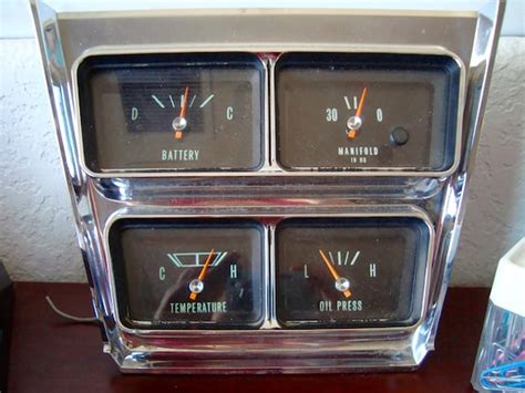 1966 7 Chevy Impala Ss Andor Caprice Console Gauge Cluster