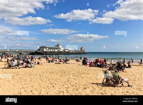 Bournemouth Beach Hi Res Stock Photography And Images Alamy