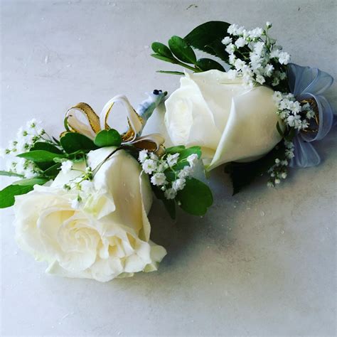 White Roses Boutonniere Six Of Them Flora Funeral Flowers Are Happy
