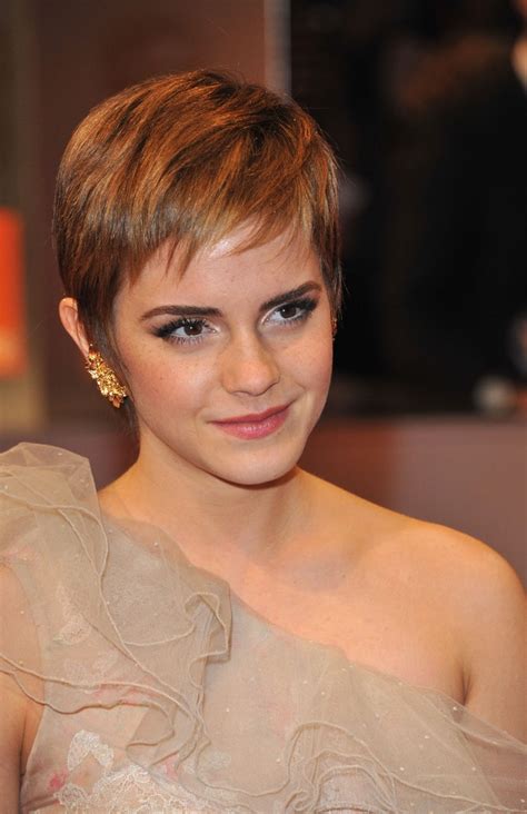Best Short Haircuts Hairstyles And Pixie Cuts For Glamour
