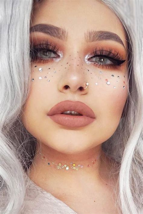 30 Coachella Makeup Inspired Looks To Be The Real Hit Glitter Makeup