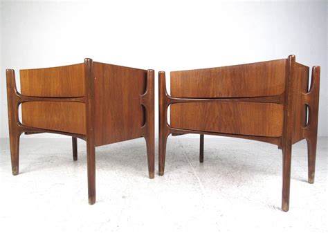 Check spelling or type a new query. Mid-Century Modern Bedroom Set by Edmond J. Spence For ...
