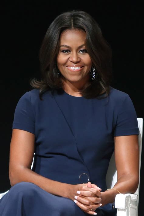 A Look Back At All Of Michelle Obamas Best Hair Moments In The White