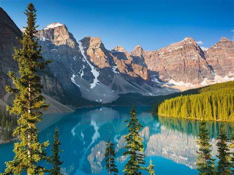 Moraine Lake Banff Alberta Canada Destin Sparks